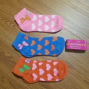 B2G1 TS Colorful Hearted Quarter Ankle Socks